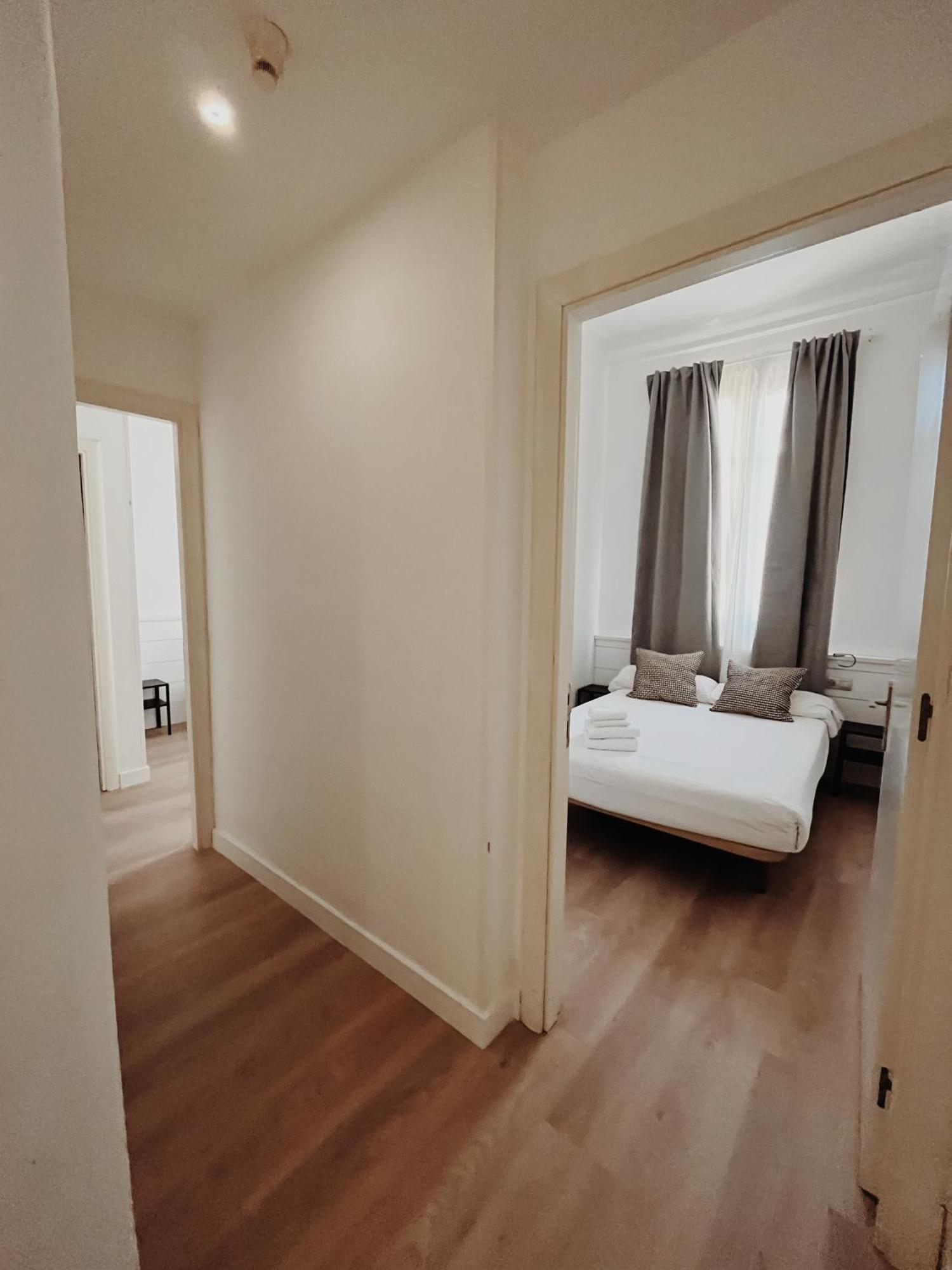Apartamentos Express By Gaiarooms Barcelona Exterior foto